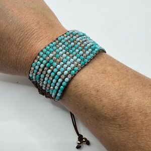 Marlyn Schiff Aqua and White Beaded Bracelet